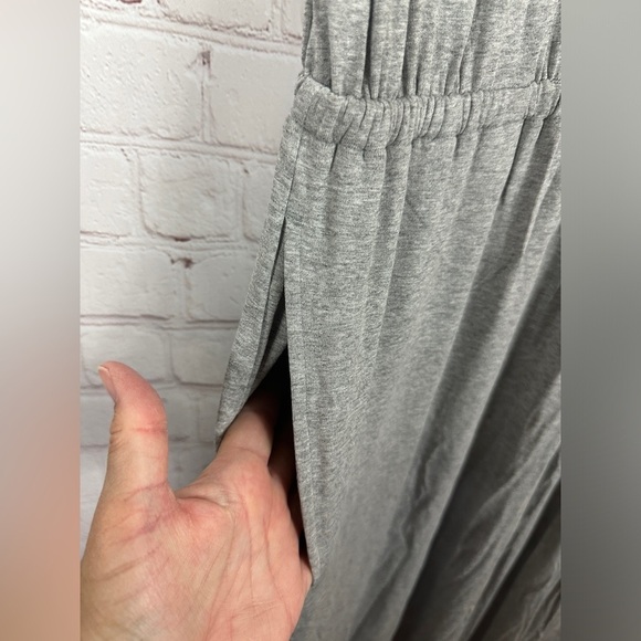 Banana Republic gray viscose short sleeve knit maxi dress pockets, sz XL NWT $70 - Picture 3 of 7